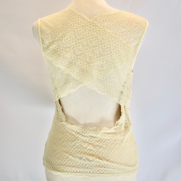 BEBE banded lace tank top - Picture 2 of 4